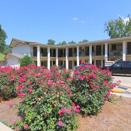 Blue Ridge Inn Sylva Bagian luar foto