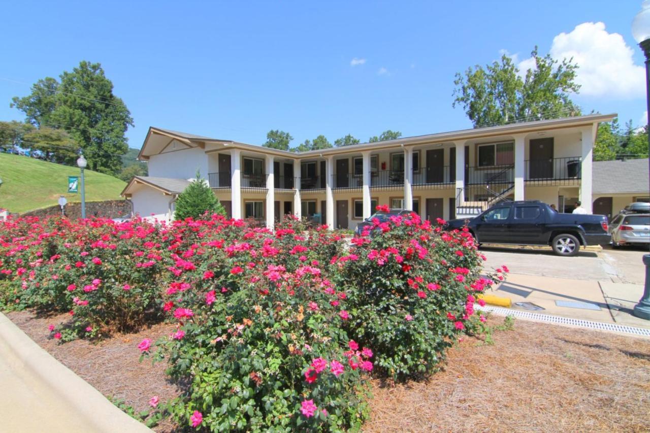 Blue Ridge Inn Sylva Bagian luar foto