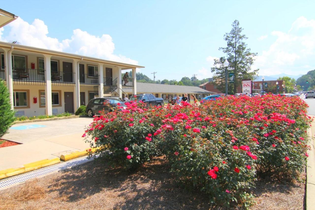 Blue Ridge Inn Sylva Bagian luar foto